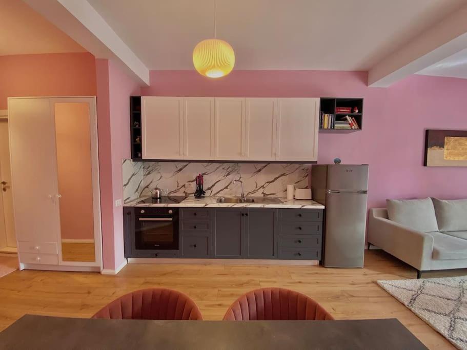 Coral Apartment - City Center Tirana Kültér fotó