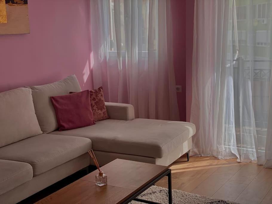 Coral Apartment - City Center Tirana Kültér fotó