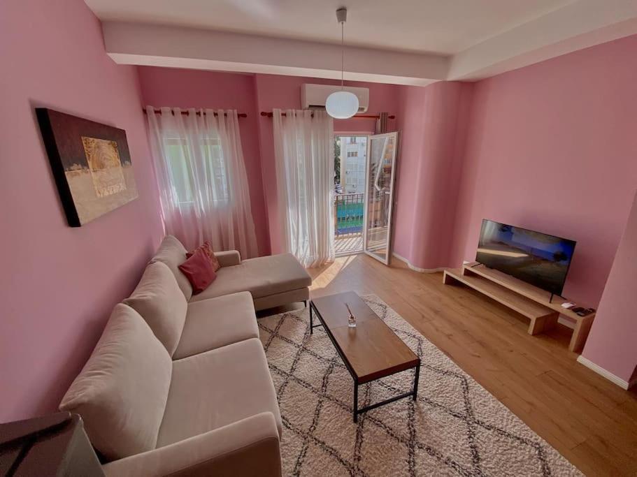 Coral Apartment - City Center Tirana Kültér fotó