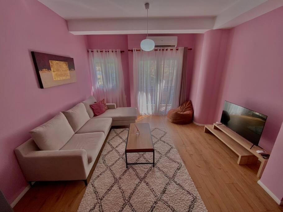 Coral Apartment - City Center Tirana Kültér fotó