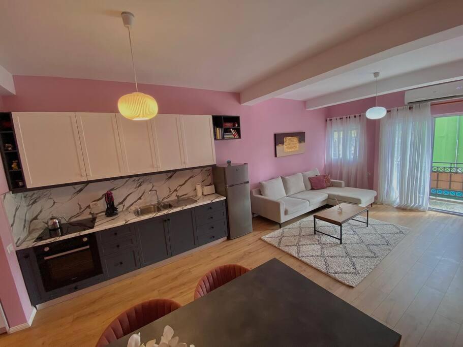 Coral Apartment - City Center Tirana Kültér fotó